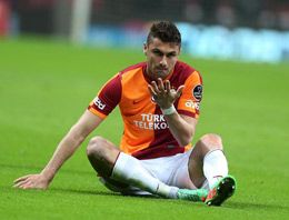 Burak Yılmaz geçen sezonu mumla arattı