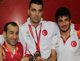 Şampiyona davullu zurnalı karşılama