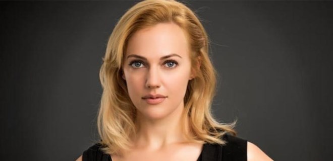 Meryem Uzerli Berlin'e dönüyor