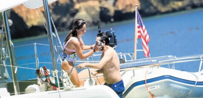 Özge Özpirinçci ve Buğra Gülsoy Tatilde