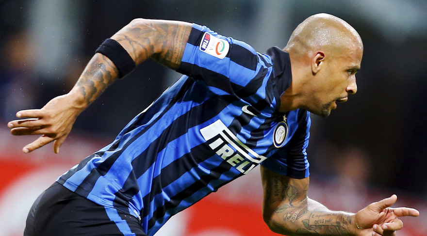 Barışma hediyesi Felipe Melo