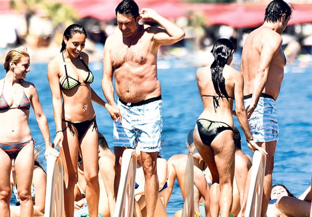Bodrum aşıkları; Burak Hakkı ve Gülşen Potuk