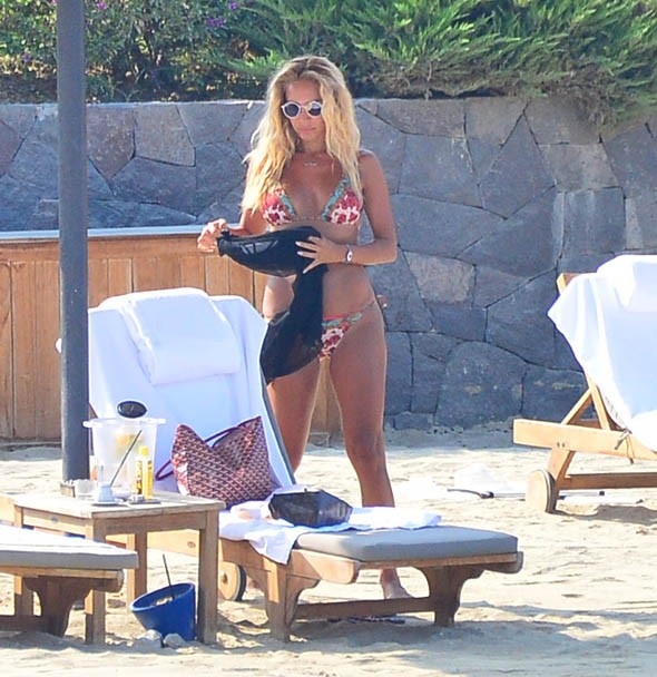 Işıl Reçber'in Plajda