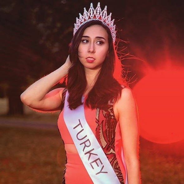 Ecem Uzgör Türkiye'yi temsil etti