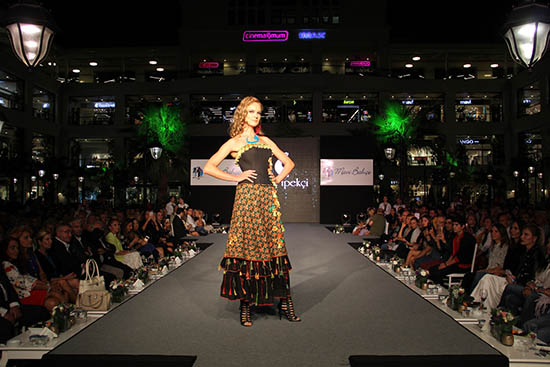 Cemil İpekçi: Beyaz gelinlik masumiyet değil