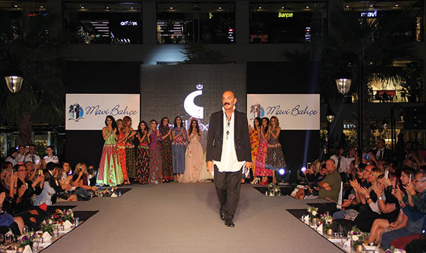 Cemil İpekçi: Beyaz gelinlik masumiyet değil