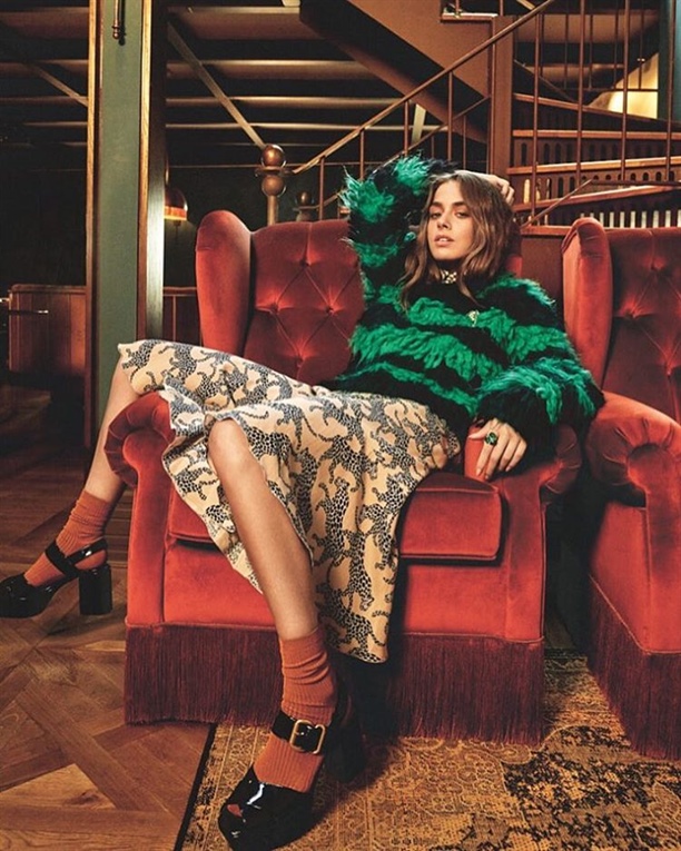 Bensu Soral İçerde için okulu dondurdu