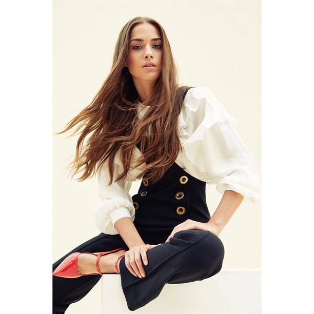 Bensu Soral İçerde için okulu dondurdu