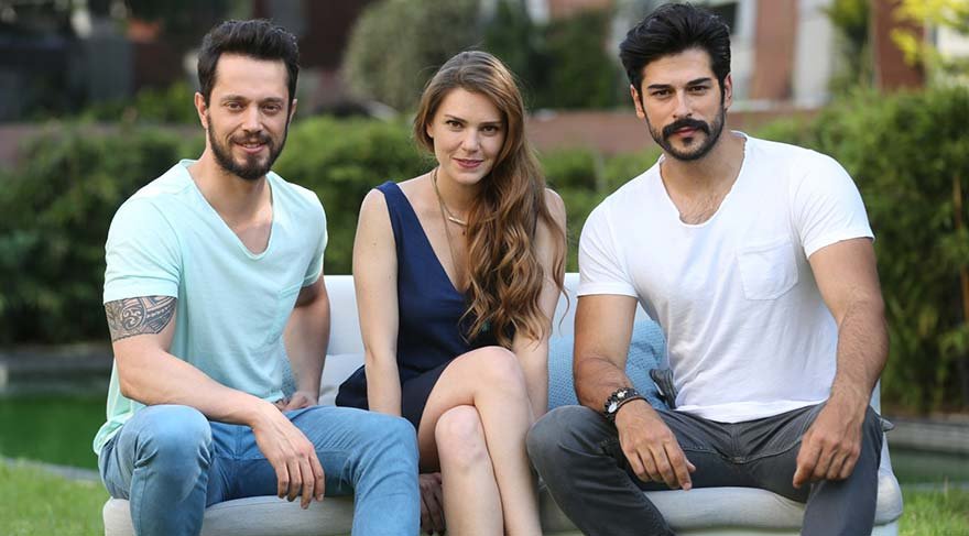 Aslı Enver kadroda yok mesajı!