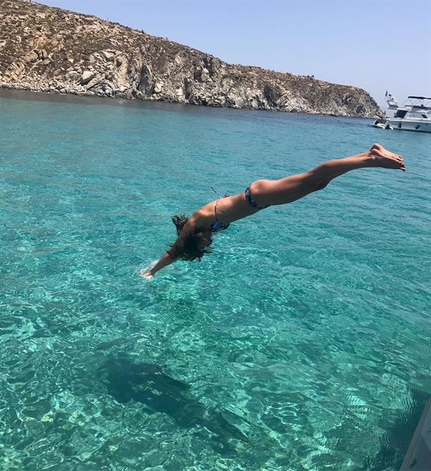 Ünlülerin tatil pozları