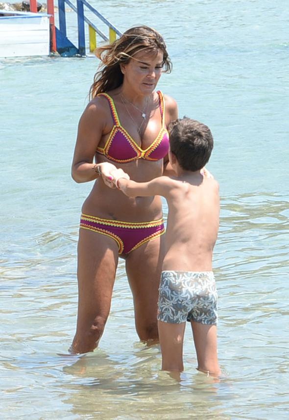 Özlem Yıldız da Bodrum sezonu açtı!
