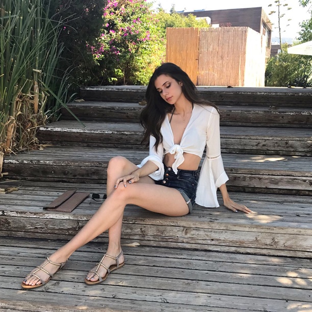 Deren Talu, paylaşımıyla sosyal medyayı salladı!