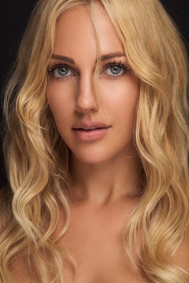 Meryem Uzerli estetik yaptırmaya devam ediyor! 