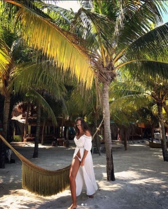 Eda Taşpınar'dan kış tatili..