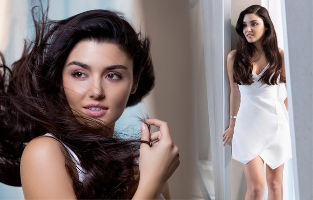 Hande Erçel'in reklam pozu!  