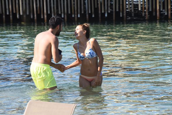 Tuğba Melis Türk ve kardeşi Mustafa Kemal Türk'ün selfie aşkı