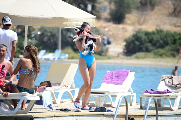 Şilan Makal plajın gözdesi oldu!