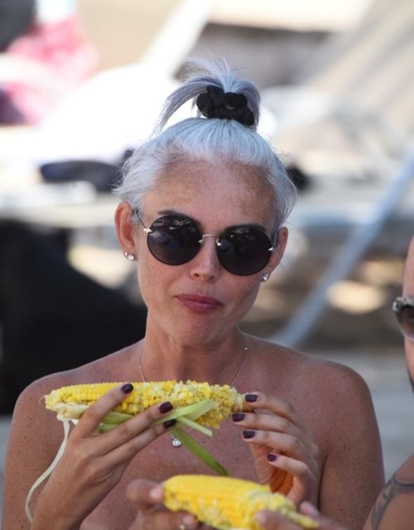 İpek Tanrıyar Kuaföre para vermekten bıktım