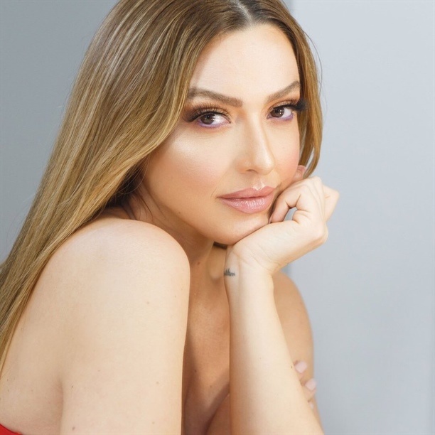 Hadise'nin evine girmek isteyen hayranına 5 ay hapis!