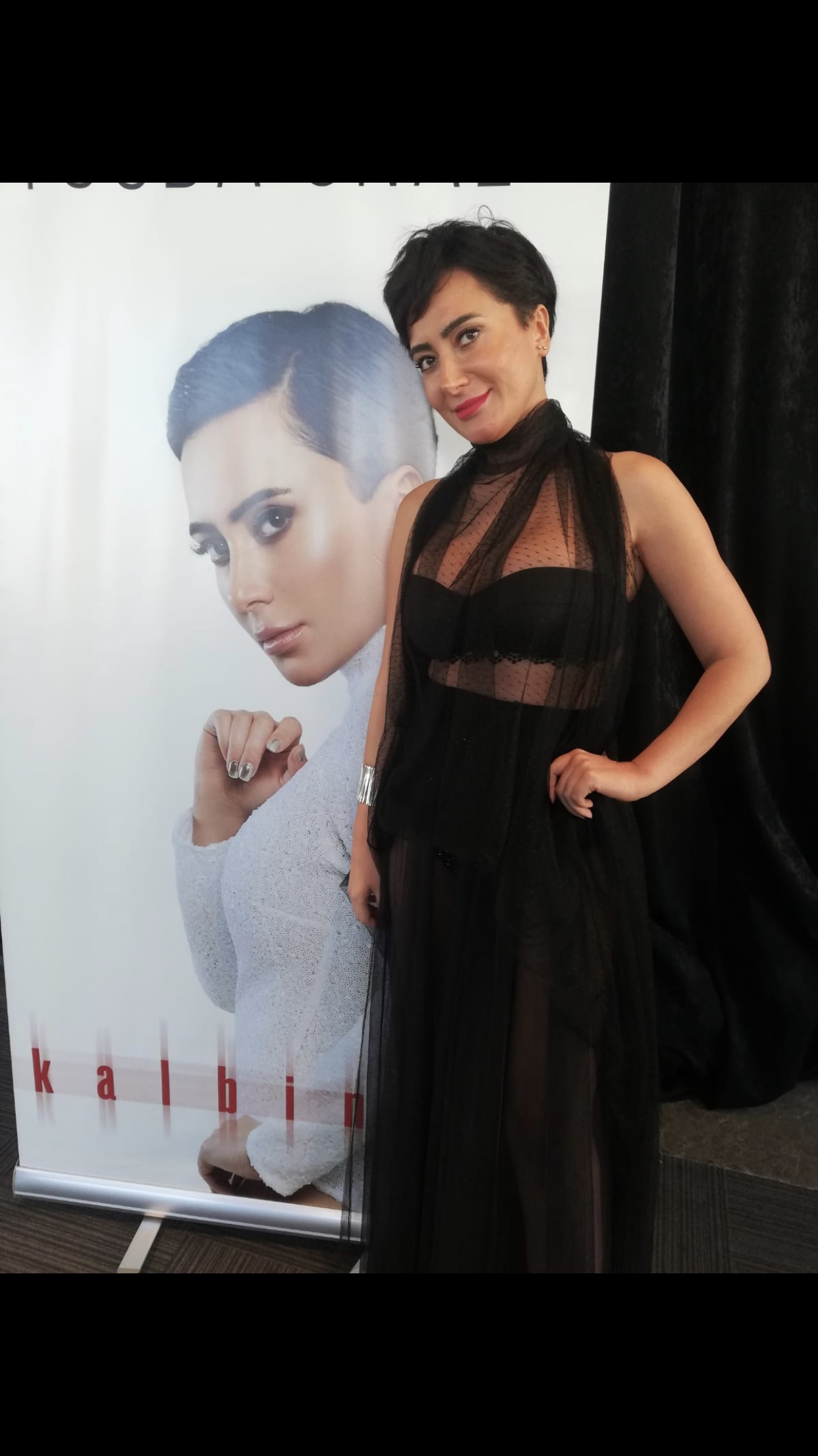 Tuğba Ünal,Müzik Dünyasına adım attı