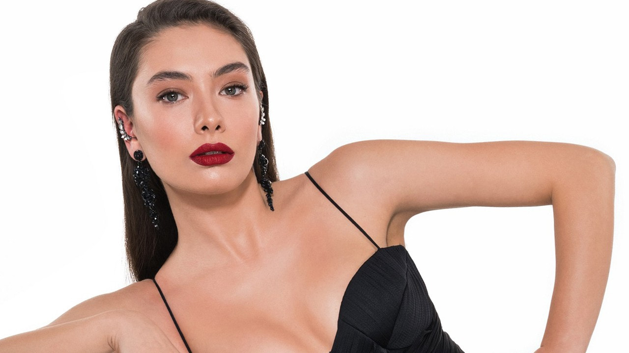 Neslihan Atagül ticaretten umduğunu bulamadı