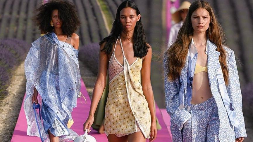 Jacquemus tarlada defile yaptı