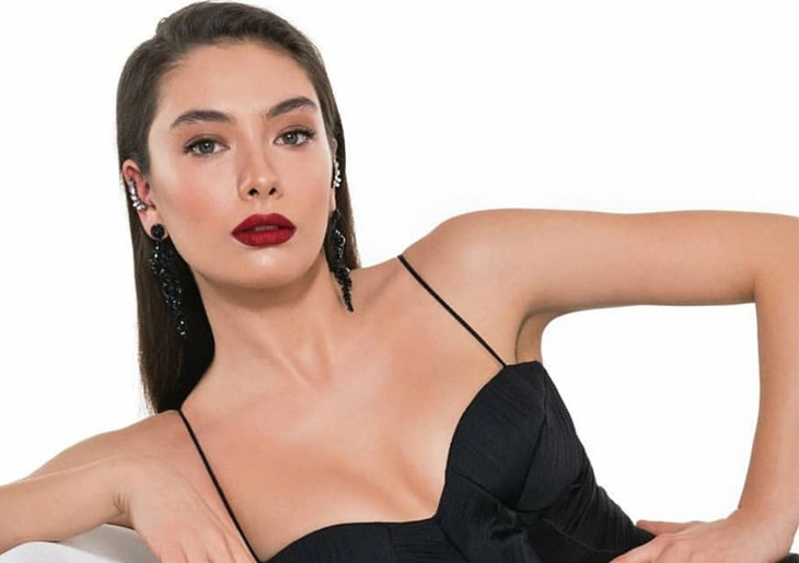 Neslihan Atagül köy evine yerleşecek!