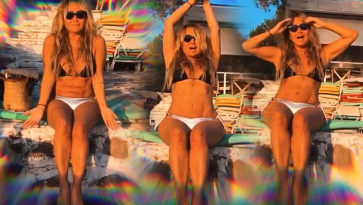 Yonca Evcimik'ten bikinili performans!