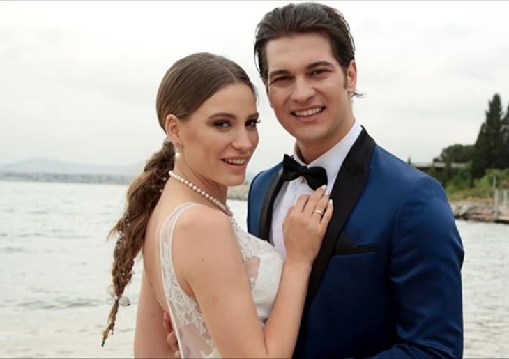 Serenay Sarıkaya 'geri döndük'