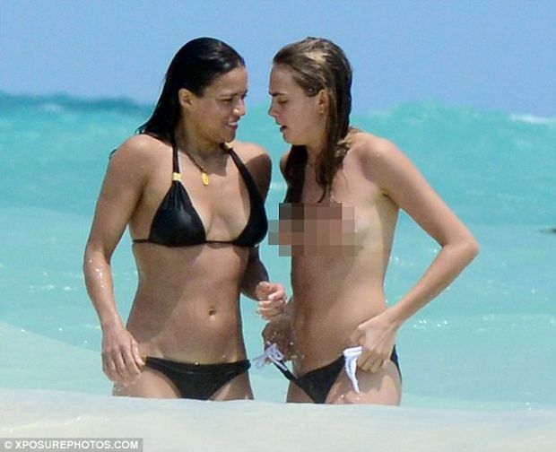 Cara Delevingne, Michelle Rodriguez'i aldatıyor mu?