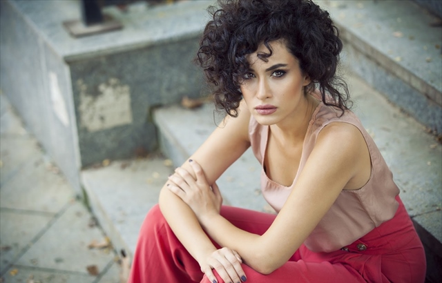 Hande Doğandemir 