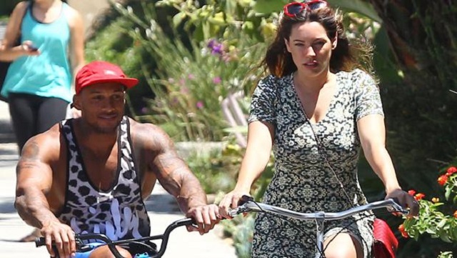 Kelly Brook'tan bisiklet frikiği