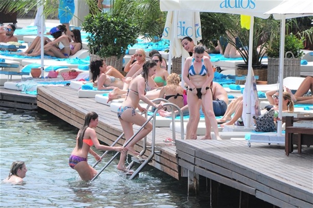 Ünlüler Türkbükü'nde buluştu!