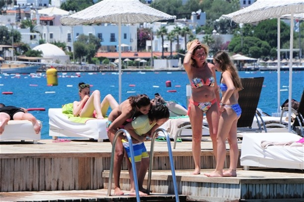 Harem'in seksi güzelleri tatilde!