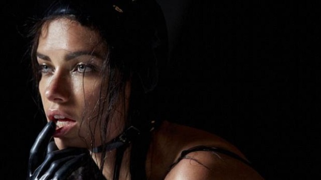 İşte fetişten ilk kareler