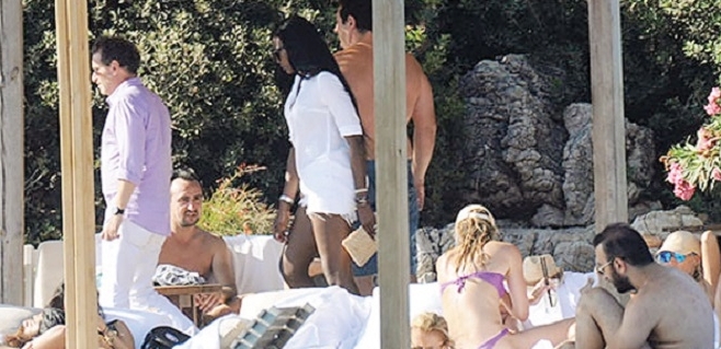 Naomi, Bodrum’da sevgilisiyle görüntülendi