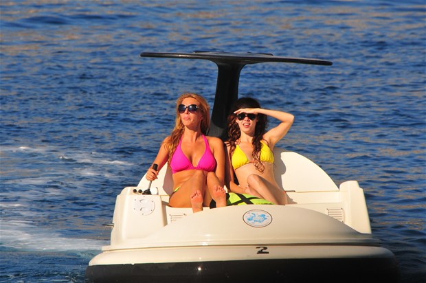 Güzel Köylülerden Deniz selfie’si