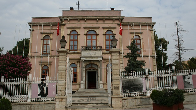 Edirne Belediyesi'nde hayalet mi var?