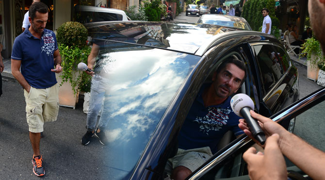 Çok acelesi var