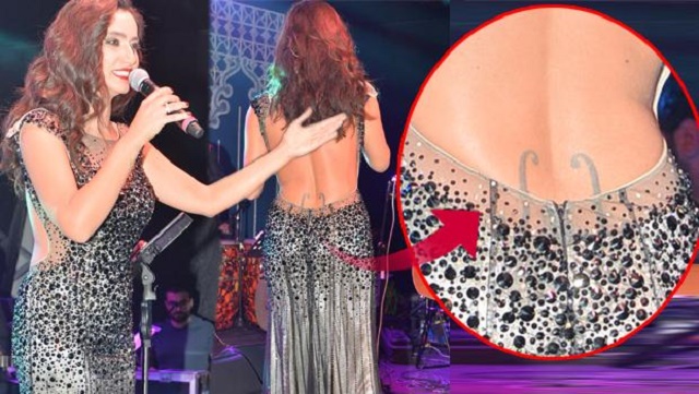 Öykü'nün dekoltesi geceyi salladı