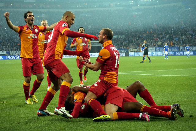 Galatasaray, Shalke'yi Veltins Arena'ya gömdü!