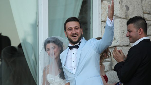 Pis Yedili'nin Orço'su Burak Alkaş evlendi