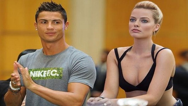 Ronaldo o güzelin peşine düştü