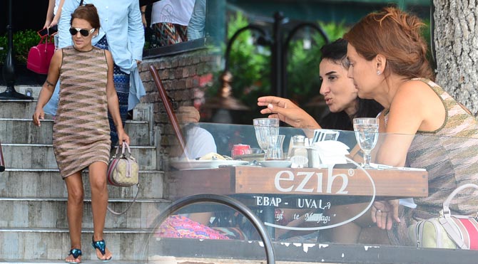Demet’in Boğaz’da Antep keyfi