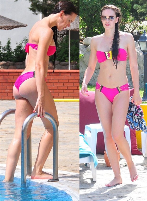 Anna Babkova Bikinili