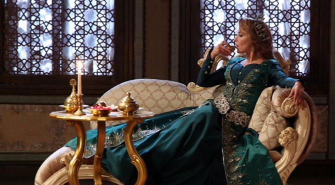 Kösem Sultan’a Vildan Atasever de katıldı